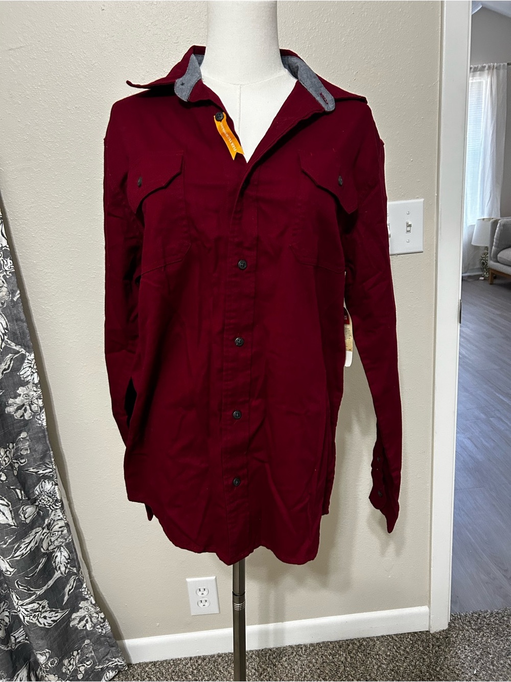 Wrangler Men’s Dark Red Long-Sleeve Button-Down Shirt- Cotton